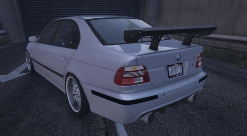 BMW M5 E39